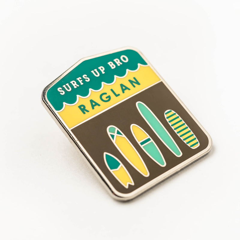 Enamel pin - Raglan